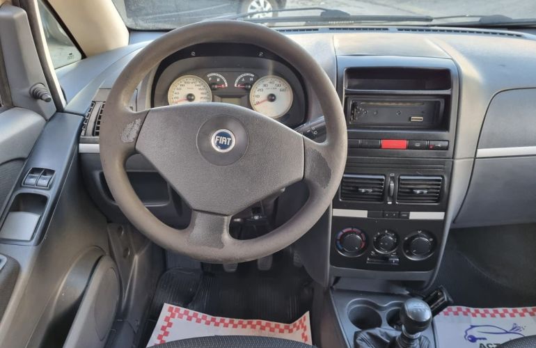 Fiat Idea 1.4 MPi Elx 8v - Foto #9