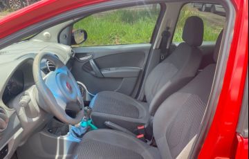 Fiat Palio 1.4 MPi Attractive 8v - Foto #9