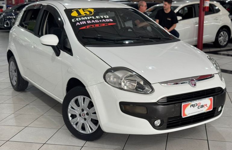 Fiat Punto 1.6 Essence 16v - Foto #1