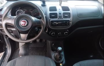 Fiat Siena Attractive 1.4 8V (Flex) - Foto #4