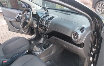 Fiat Siena Attractive 1.4 8V (Flex) - Foto #6