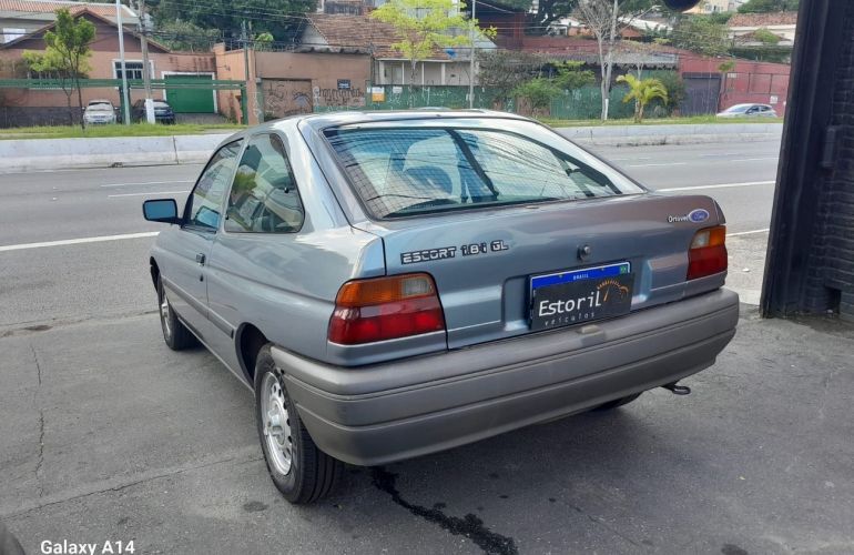 Ford Escort 1.8 GL 8v - Foto #8
