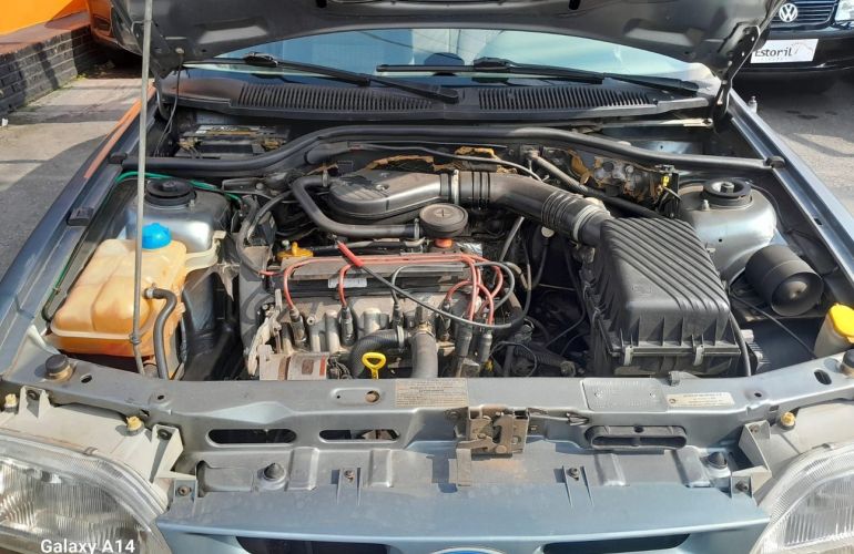 Ford Escort 1.8 GL 8v - Foto #10