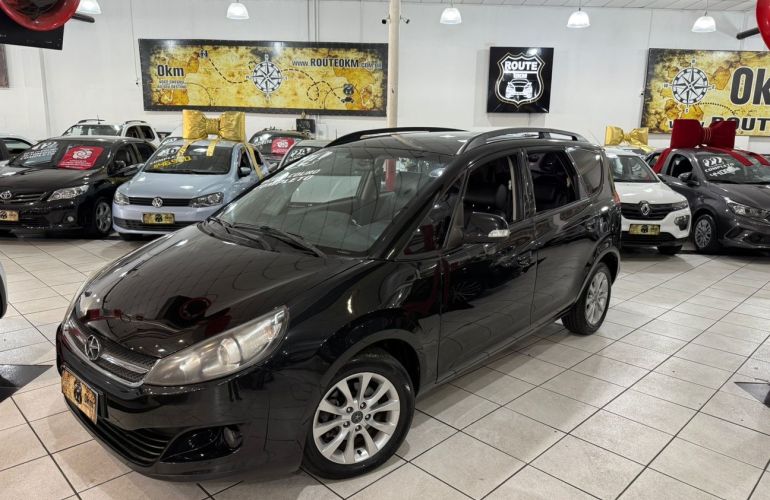 JAC J6 2.0 16V 7 Lugares - Foto #3