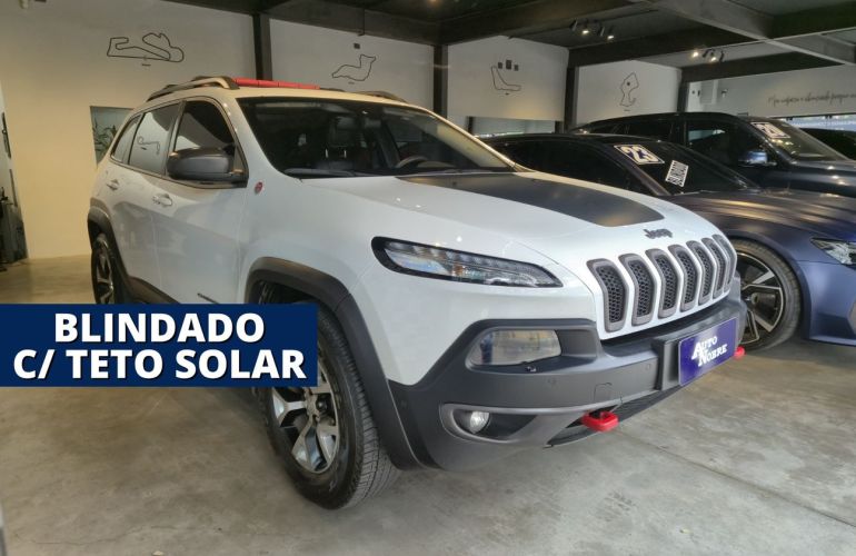 Jeep Cherokee 3.2 Trailhawk 4x4 V6 24v - Foto #1