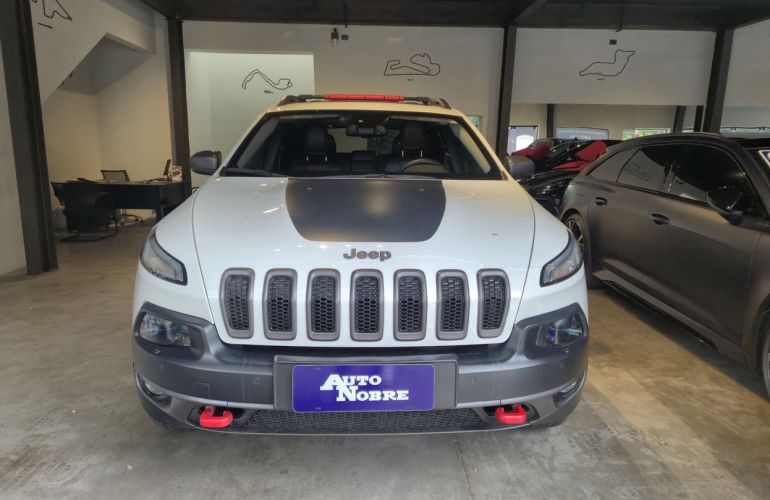 Jeep Cherokee 3.2 Trailhawk 4x4 V6 24v - Foto #3