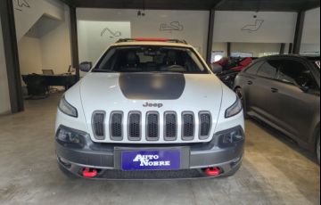 Jeep Cherokee 3.2 Trailhawk 4x4 V6 24v - Foto #3