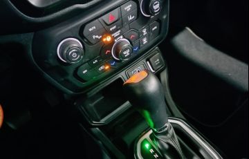 Jeep Renegade 1.3 T270 Turbo Longitude - Foto #9