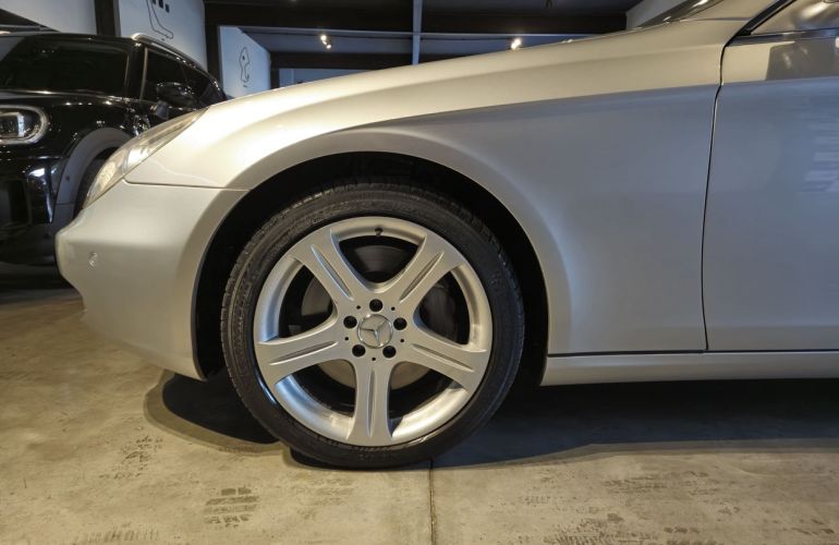 Mercedes-Benz Cls 500 5.0 Avantgarde V8 - Foto #4