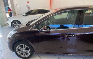 Peugeot 208 1.6 Griffe 16v - Foto #3