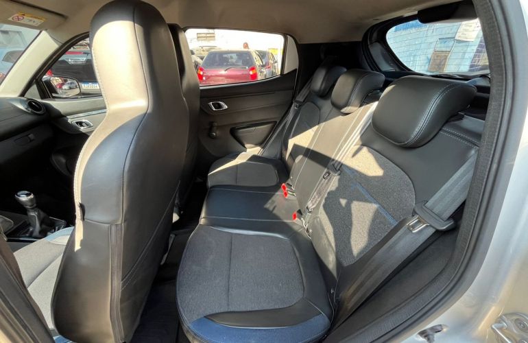 Renault Kwid 1.0 12v Sce Intense - Foto #7