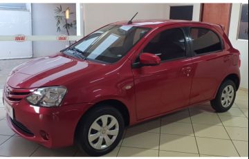 Toyota Etios XS 1.5 (Flex) (Aut) - Foto #2