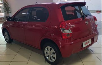 Toyota Etios XS 1.5 (Flex) (Aut) - Foto #5