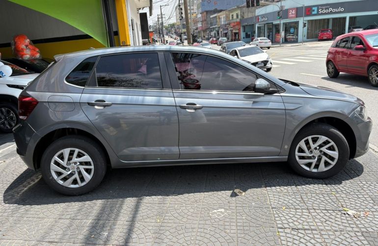 Volkswagen Polo 1.0 Mi 16v - Foto #5