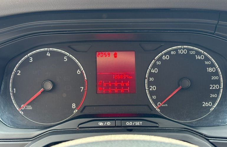 Volkswagen Polo 1.0 Mi 16v - Foto #9