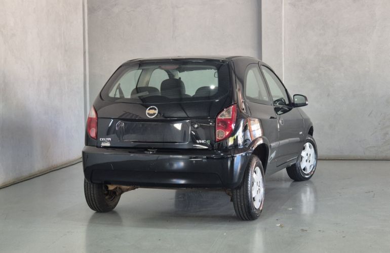 Chevrolet Celta 1.0 - Foto #3