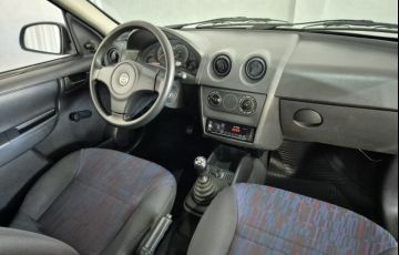 Chevrolet Celta 1.0 - Foto #5