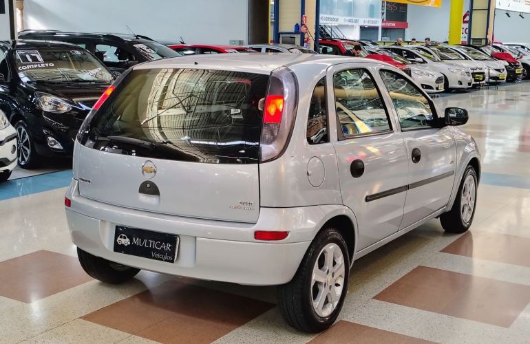 Chevrolet Corsa 1.0 MPFi Joy 8v - Foto #6