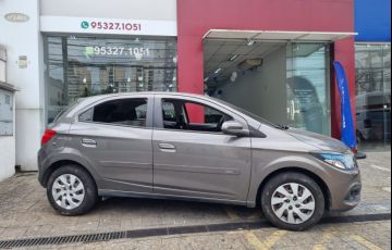 Chevrolet Onix 1.4 MPFi LT 8v - Foto #6