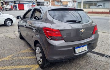 Chevrolet Onix 1.4 MPFi LT 8v - Foto #10