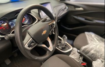 Chevrolet Onix 1.0 Flex LT Manual - Foto #6