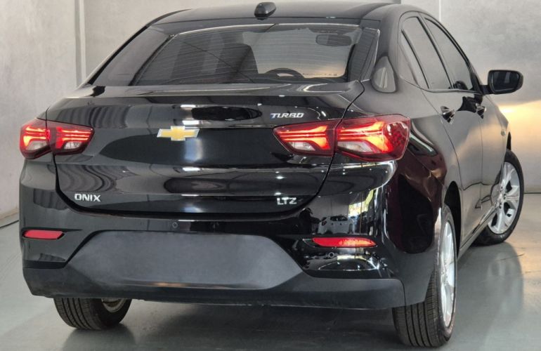 Chevrolet Onix Plus 1.0 Turbo LTZ (Aut) - Foto #5