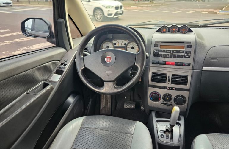 Fiat Idea Adventure 1.8 16V Dualogic (Flex) - Foto #3
