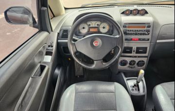 Fiat Idea Adventure 1.8 16V Dualogic (Flex) - Foto #8