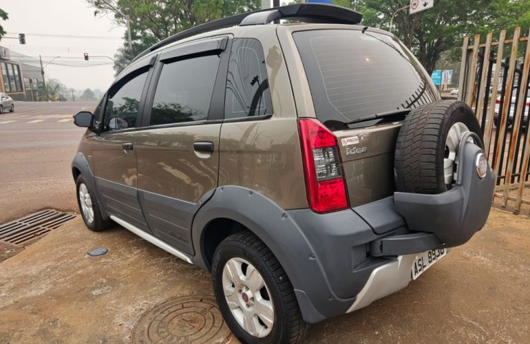 Fiat Idea Adventure 1.8 16V Dualogic (Flex) - Foto #9