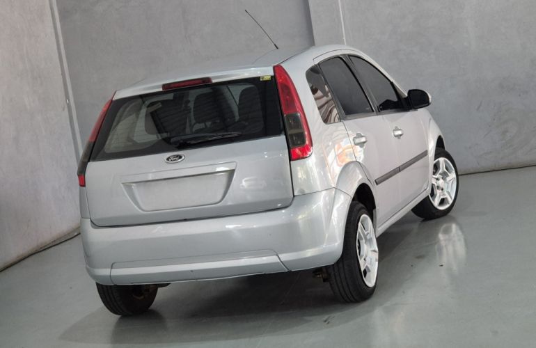 Ford Fiesta Hatch 1.6 (Flex) - Foto #4