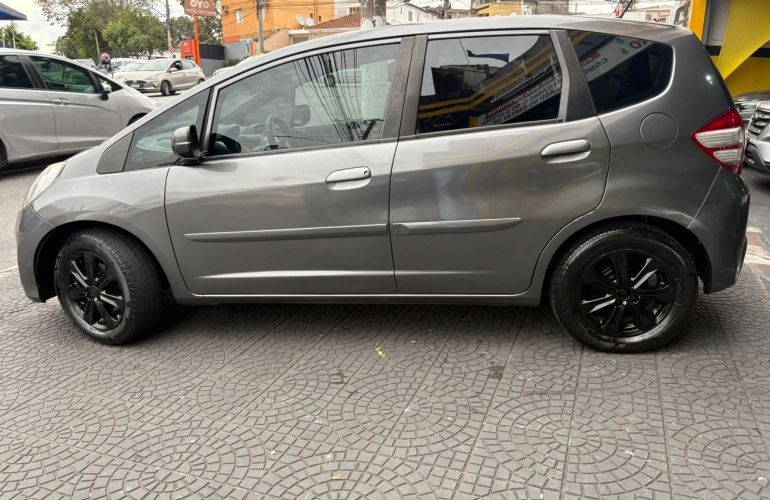 Honda Fit 1.4 LX 16v - Foto #4