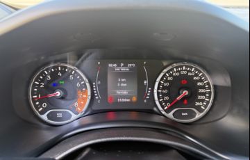 Jeep Renegade 1.8 Sport (Aut) - Foto #8