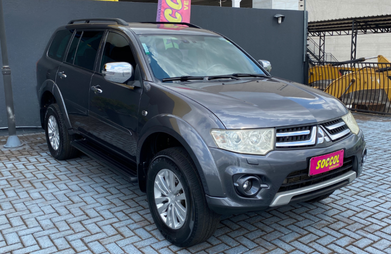 Mitsubishi Pajero 3.2 DI-D HPE 4WD (Aut) - Foto #1