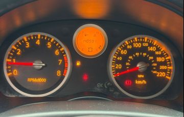 Nissan Sentra 2.0 16V - Foto #9