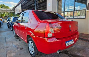 Renault Logan Privilège 1.6 8V Hi-Torque - Foto #8