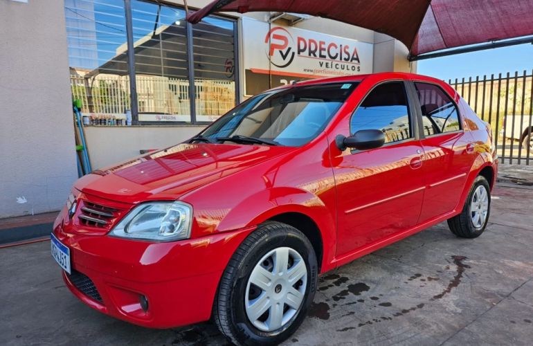 Renault Logan Privilège 1.6 8V Hi-Torque - Foto #9