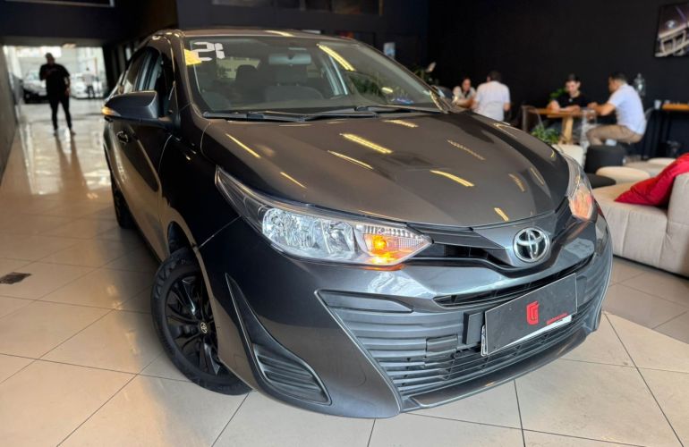 Toyota Yaris 1.5 16V Flex Sedan Xl Live Multidrive - Foto #1