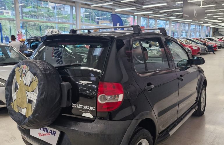 Volkswagen CrossFox 1.6 (Flex) - Foto #10