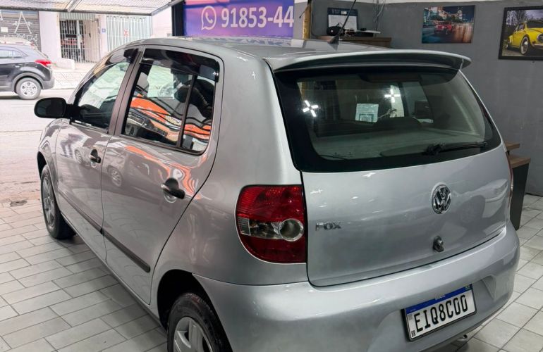 Volkswagen Fox Route 1.0 8V (Flex) 2p - Foto #10