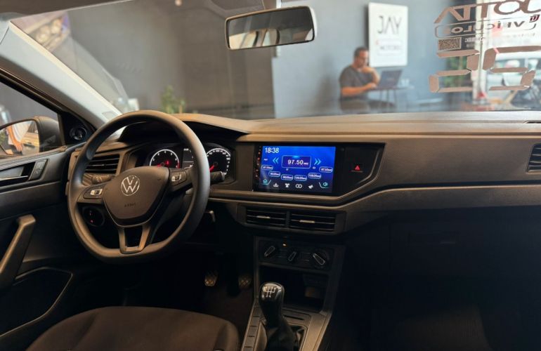 Volkswagen Polo 1.0 MPi Track Manual - Foto #10