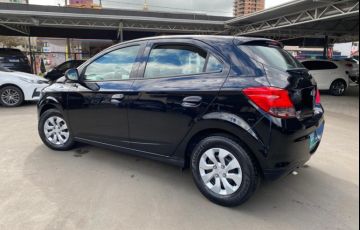 Chevrolet Onix 1.0 Joy SPE/4 - Foto #2