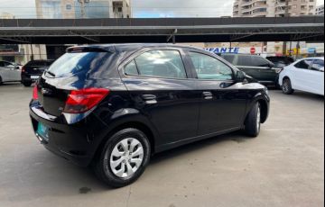 Chevrolet Onix 1.0 Joy SPE/4 - Foto #3