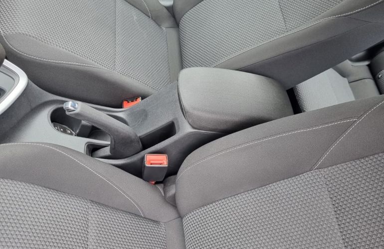 Chevrolet Onix 1.0 Turbo Plus Ltz - Foto #10