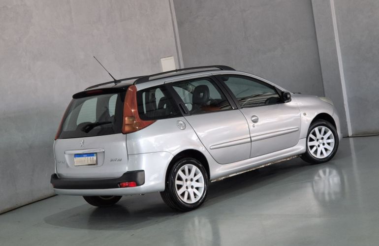 Peugeot 207 SW XS 1.6 16V (flex) (aut) - Foto #3