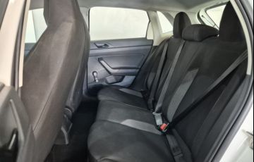 Volkswagen Polo 1.0 Track - Foto #8