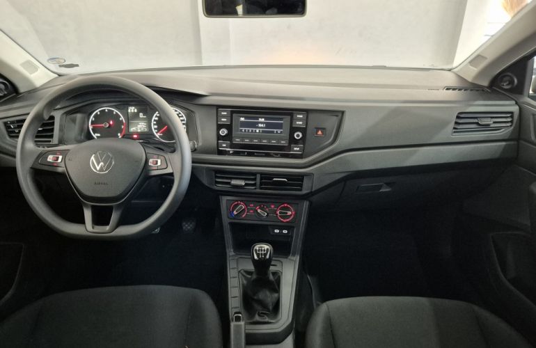 Volkswagen Polo 1.0 Track - Foto #9