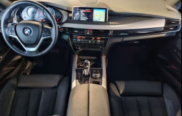 BMW X5 4.4 V8 Turbo Xdrive50i Security - Foto #4