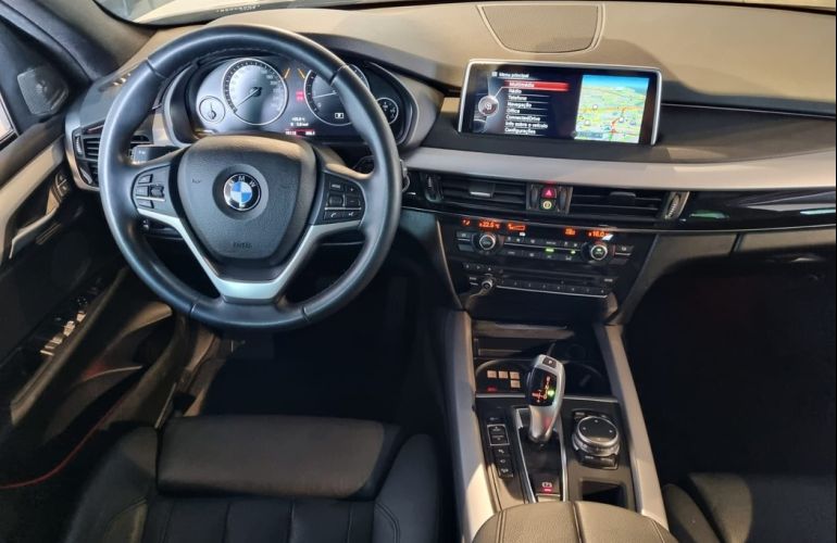BMW X5 4.4 V8 Turbo Xdrive50i Security - Foto #5