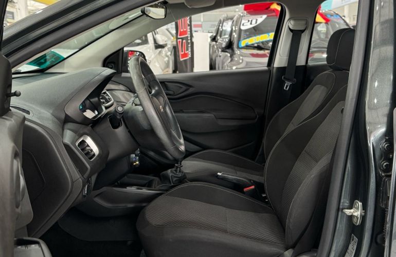 Chevrolet Onix 1.0 MPFi LT 8v - Foto #6
