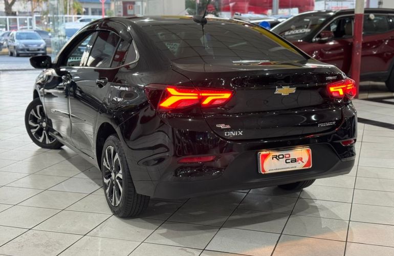 Chevrolet Onix 1.0 Turbo Plus Premier - Foto #4